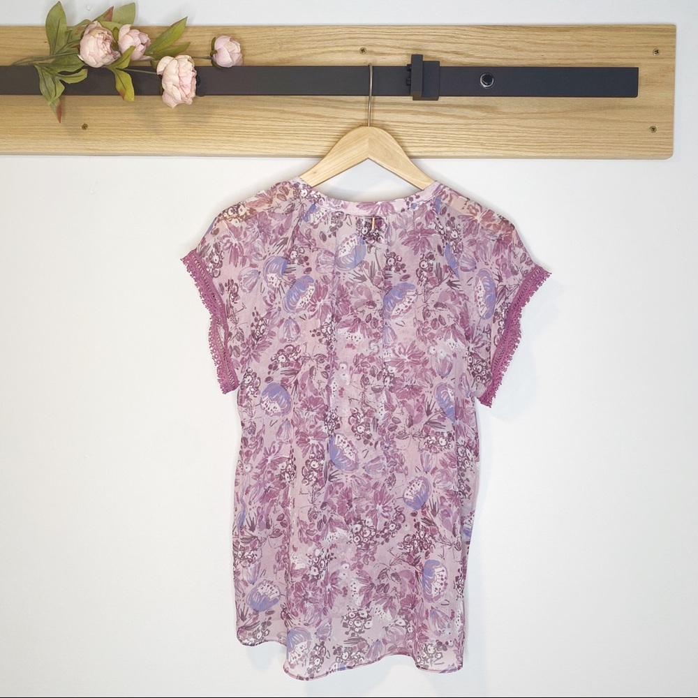 Misa Kajol Floral Top - Picture 4 of 5
